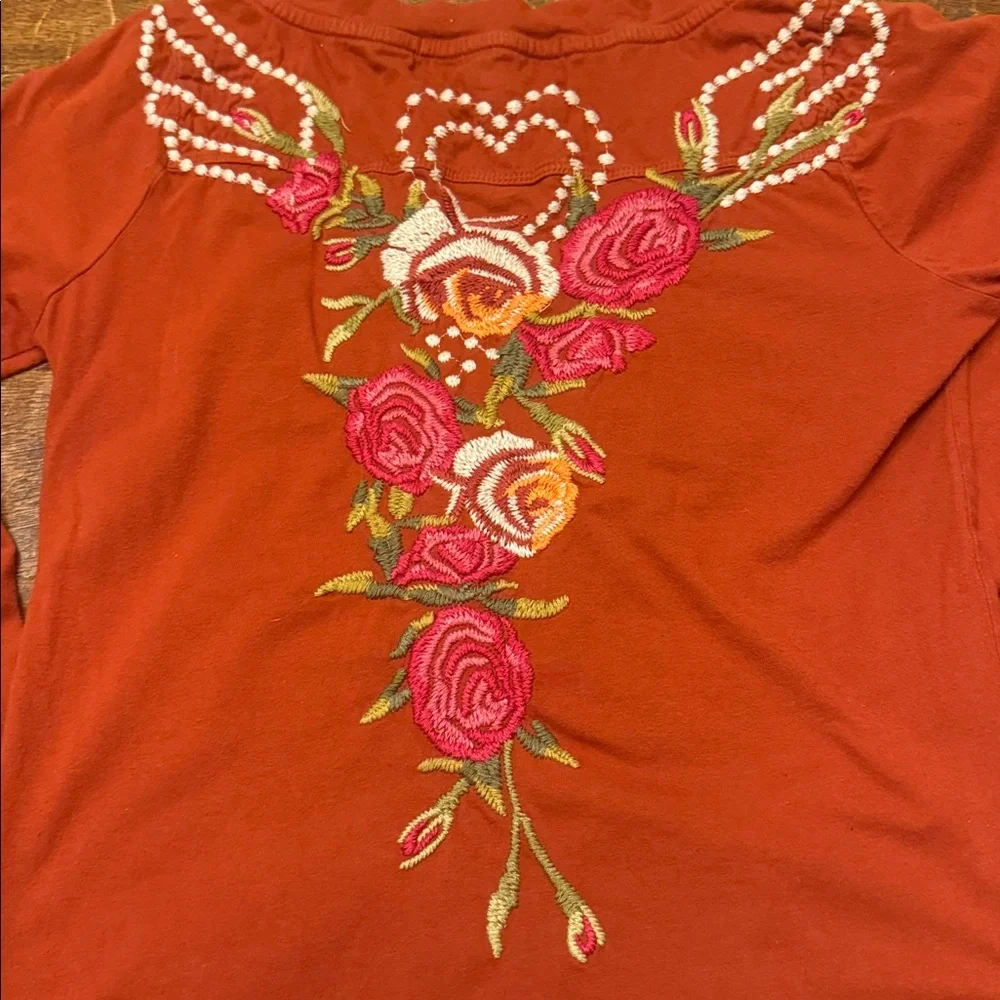 JWLA, Johnny Was, Orange Embroidered V-Neck Long Sleeve Top, Size Small - Picture 8 of 8